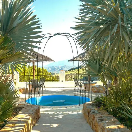 Rural Cottage, With Pool & Optional Private 6 Guests Jacuzzi